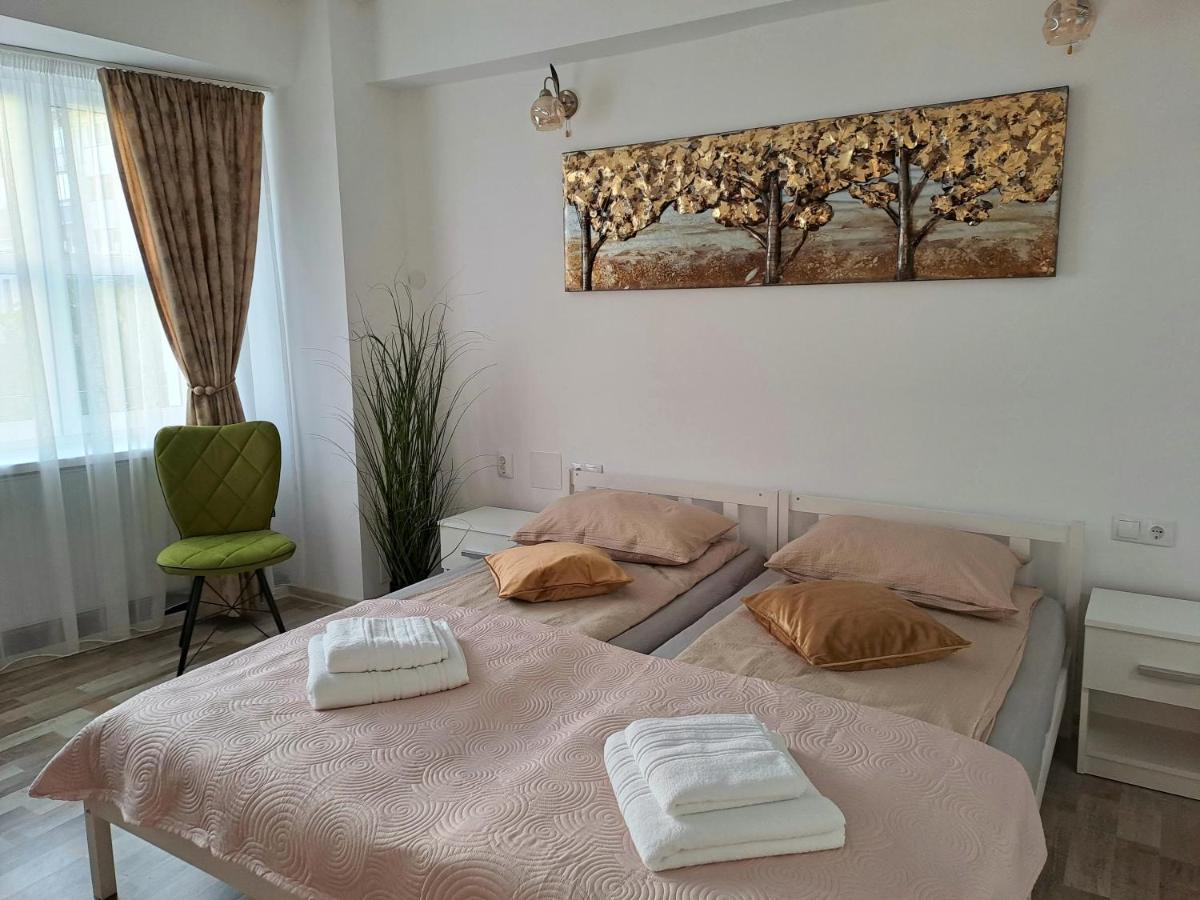 7 Level Central Apartments ميركورا تشيوك المظهر الخارجي الصورة